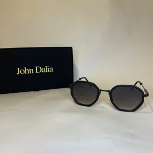 John Dalia Zonnebril Black On Black C113