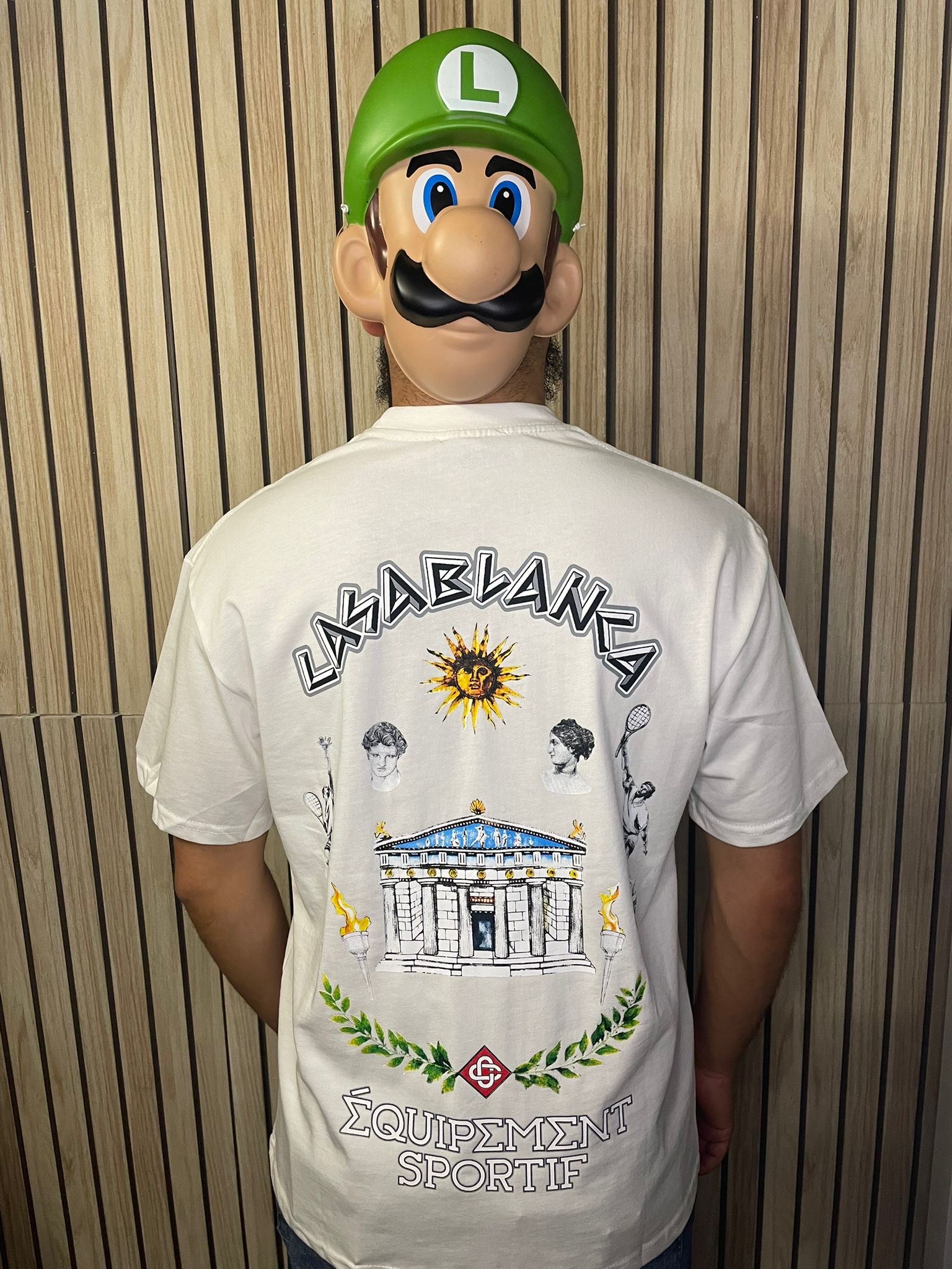 Casablanca Equipment White