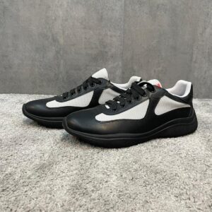 Prada Cups Mat Zwart