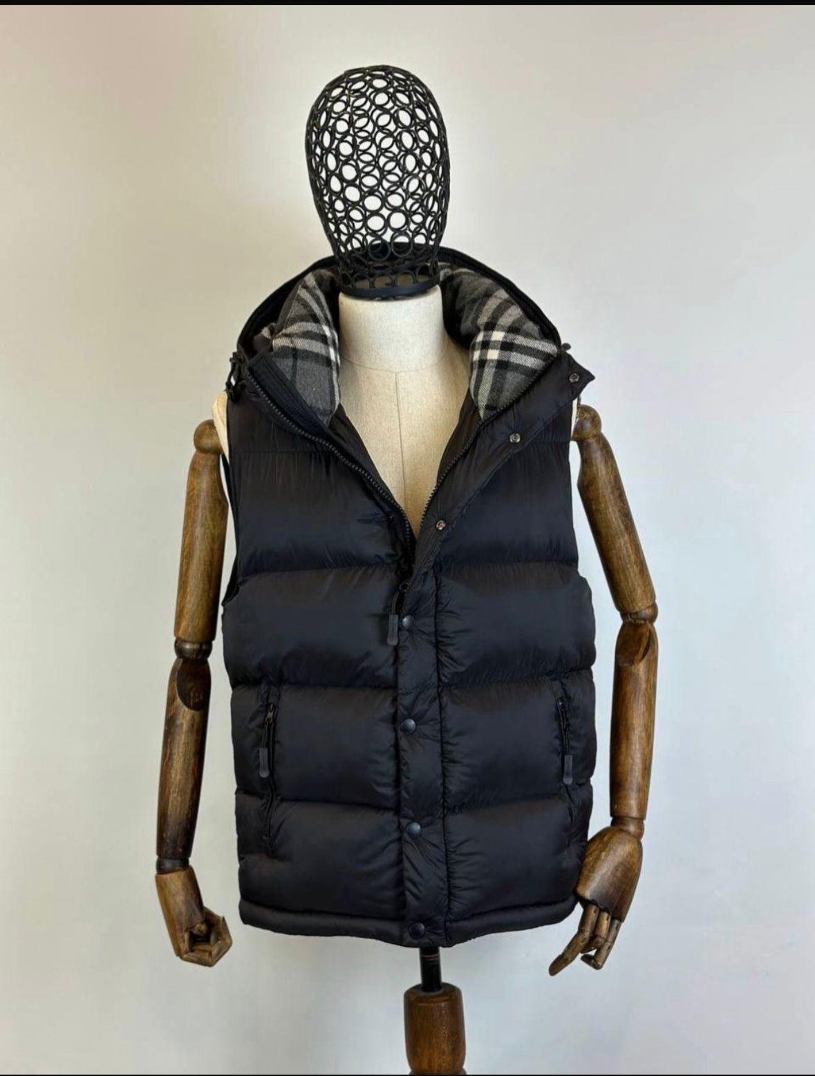 Burberry Detachable Sleeve Puffer Jacket